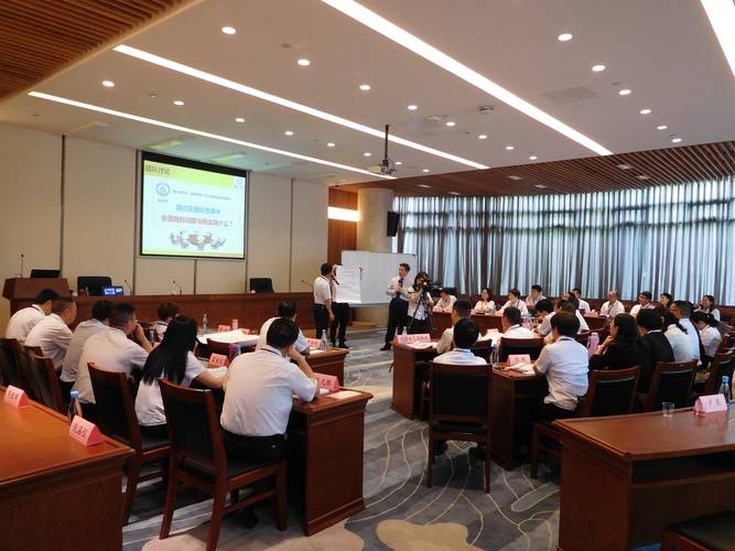 学生伴游如何成为商务社交中的隐形加分项：从业者深度拆解与实操指南